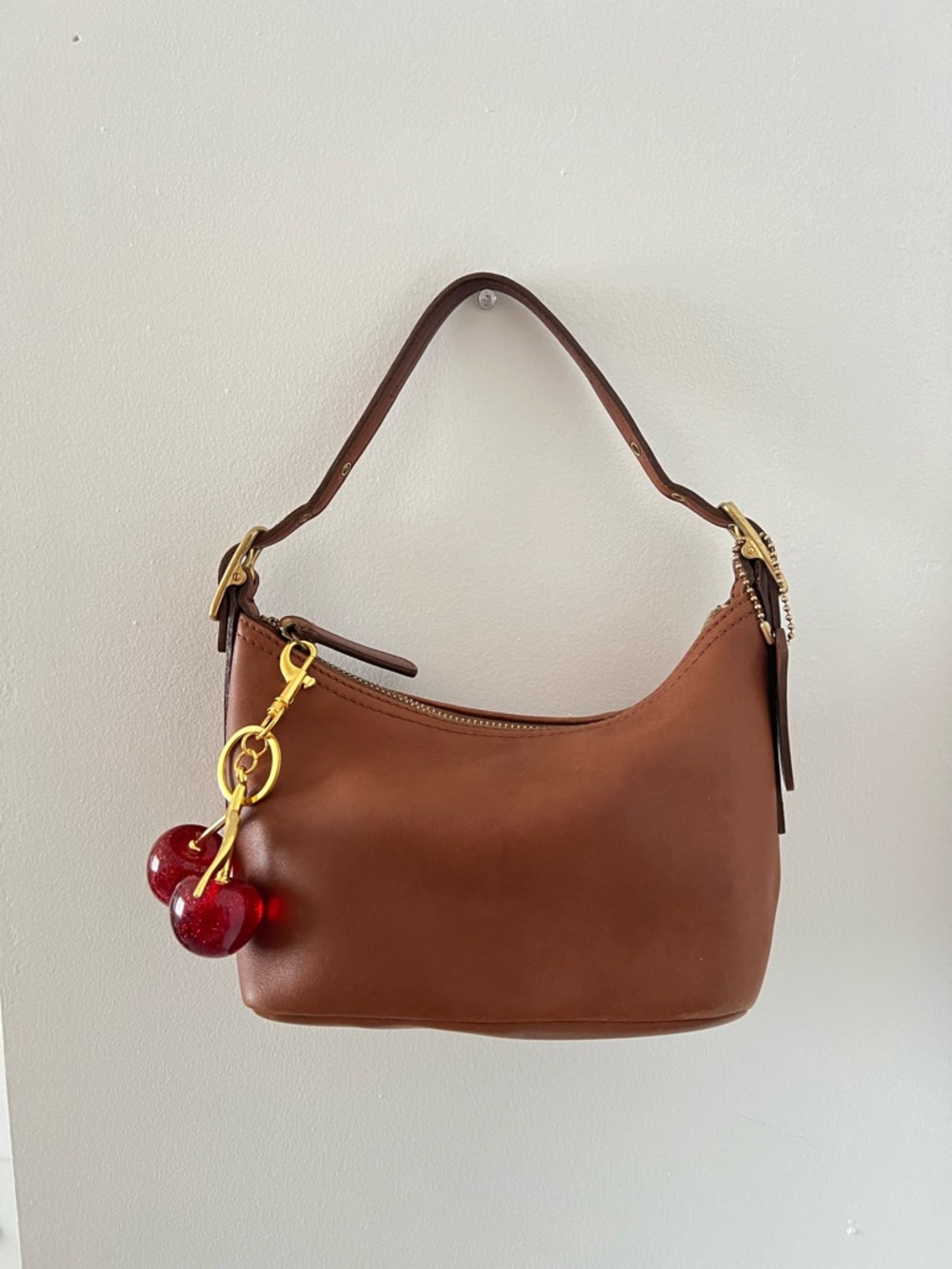 Coach Bag - Picture 2 of 15